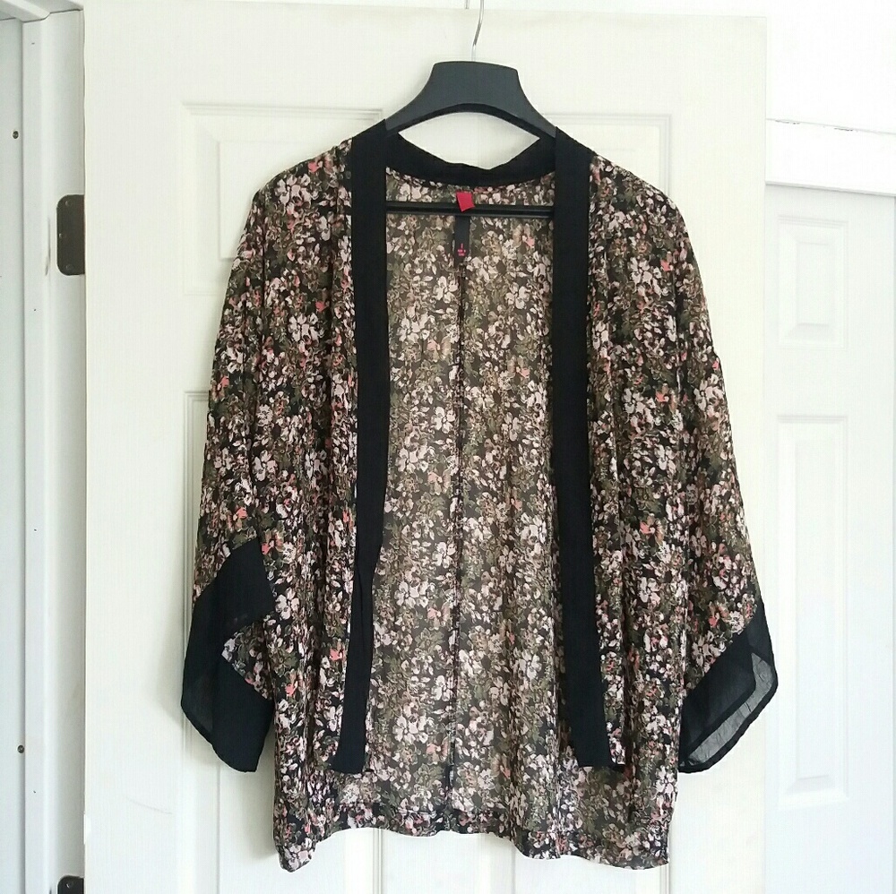 Pure Energy kimono sleeves jacket